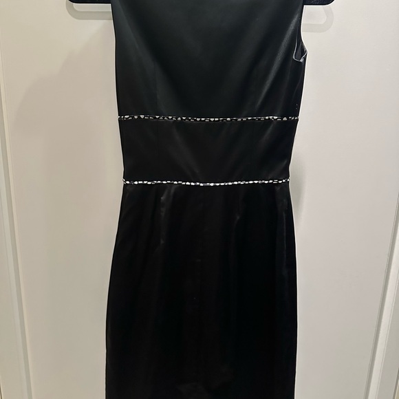 Bryan Bradley LBD - Picture 4 of 6
